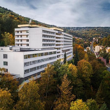 Hotel Behounek ยาคีมอฟ ภายนอก รูปภาพ